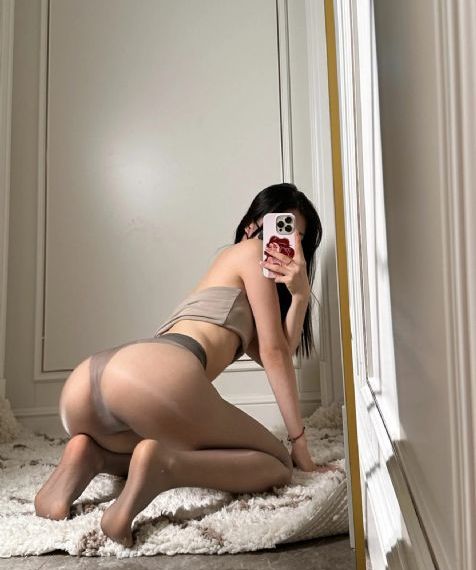 我的女友是机器人电影完整免费_BD英语完整在线观看